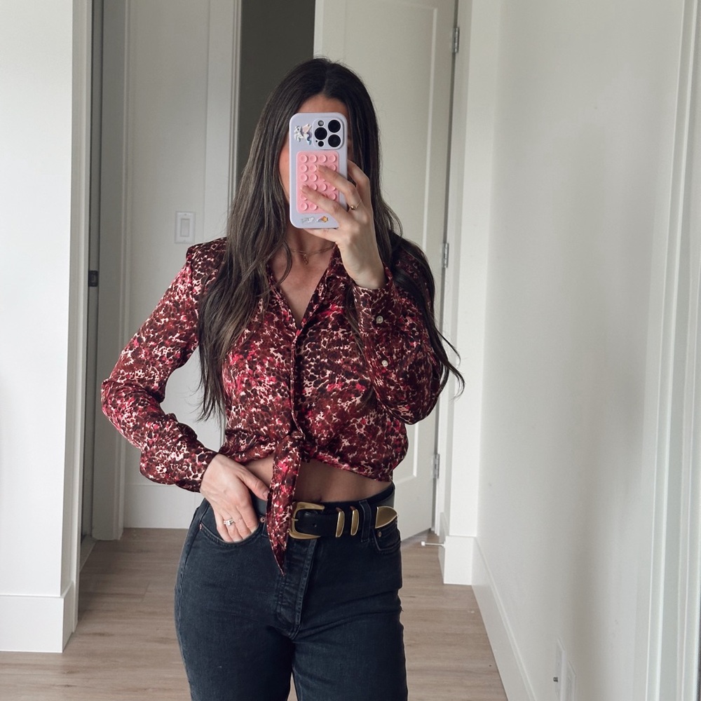 Wilfred Aritzia Satin Tie Front Blouse XS | Red Pink Print Button Up Top